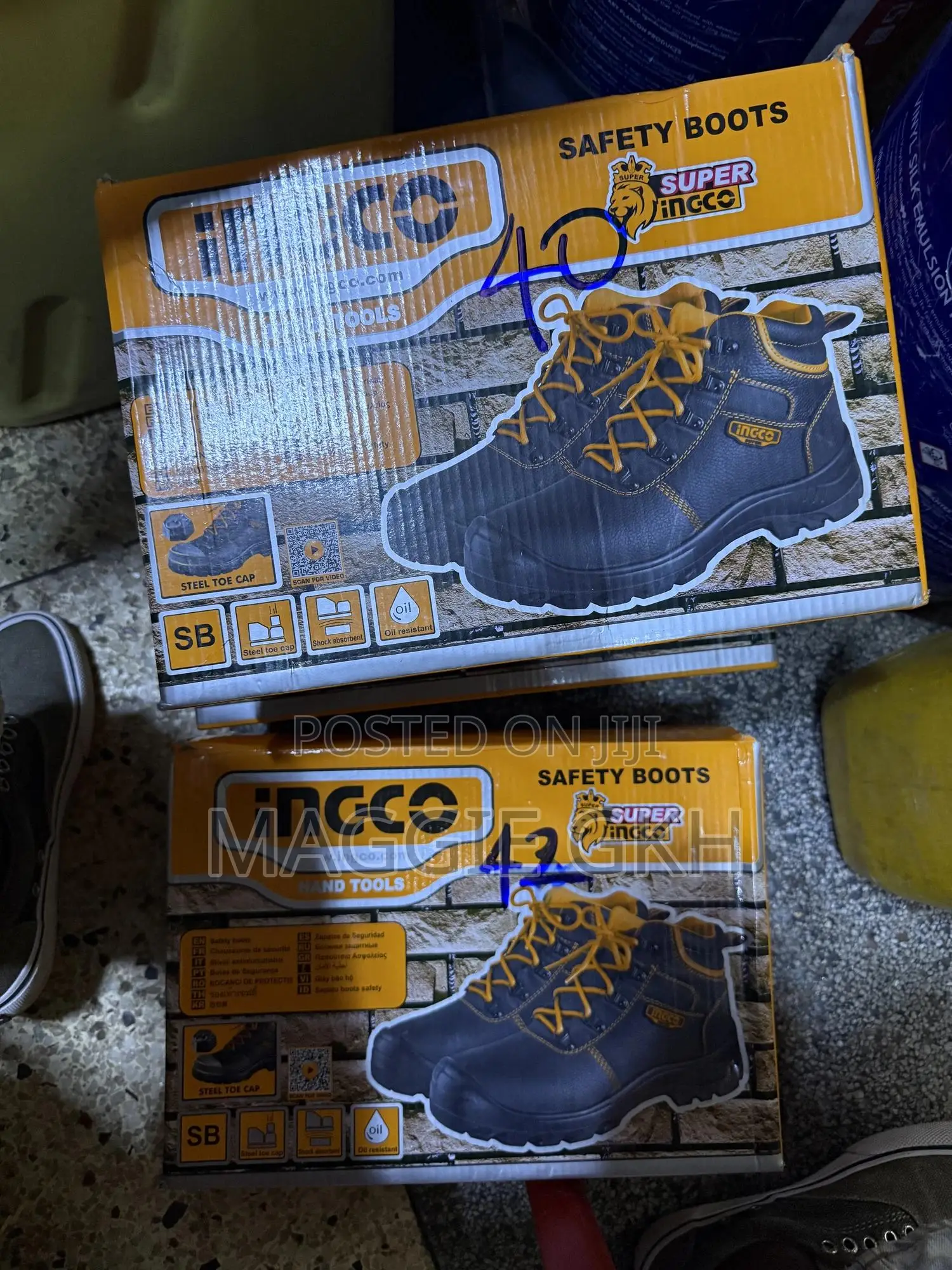 Safety Shoes / Safety Boots