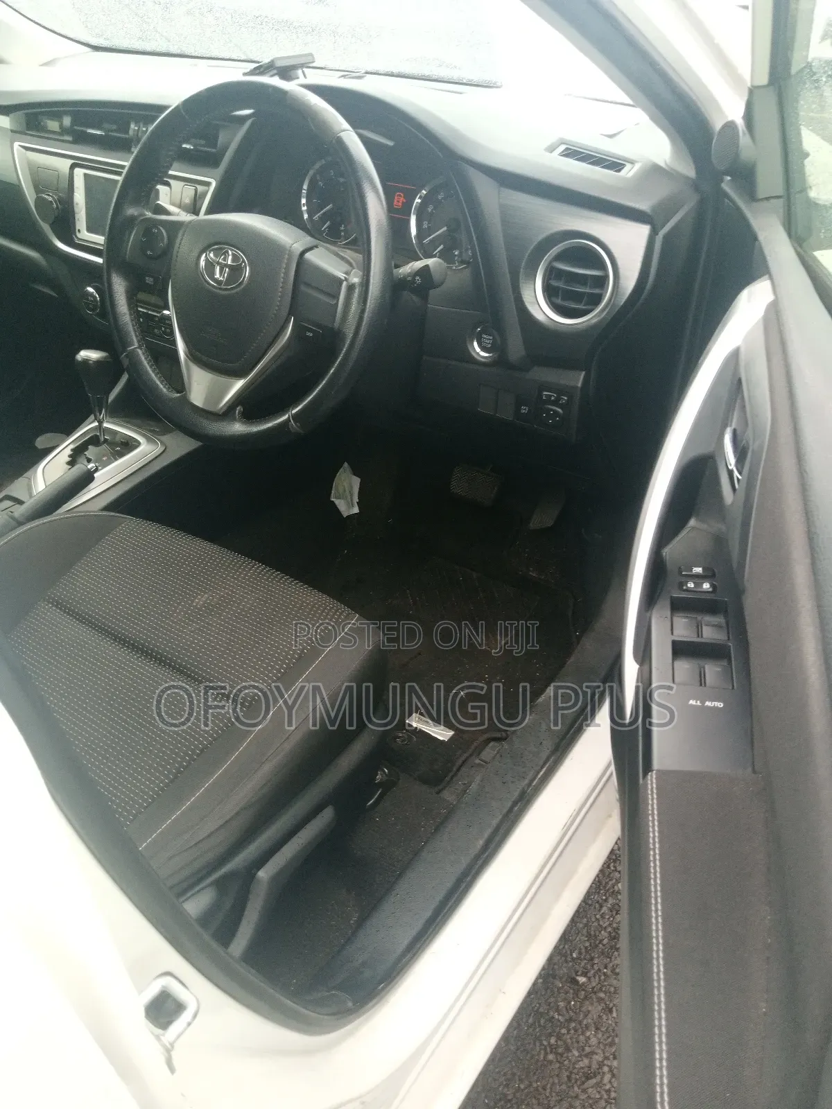 Toyota Auris 2013 White