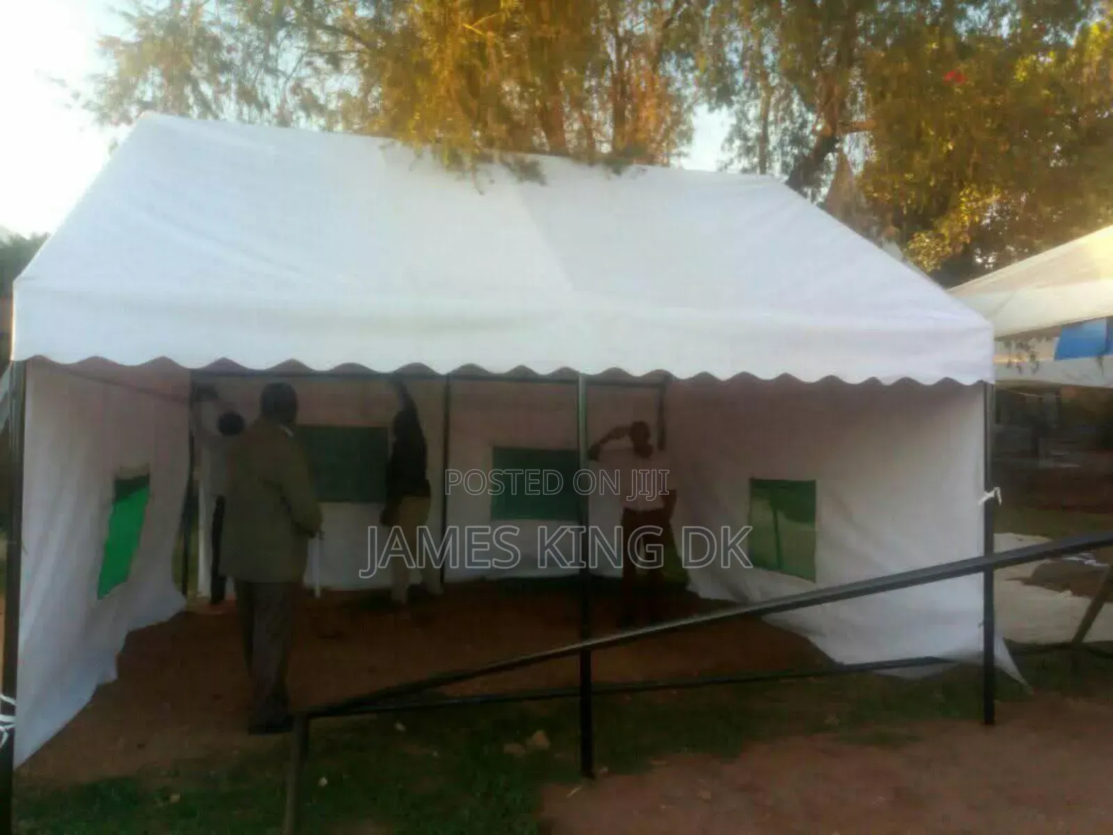 100 Seater Tent