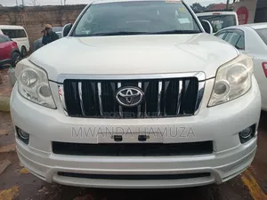 Toyota Land Cruiser Prado 2013 White