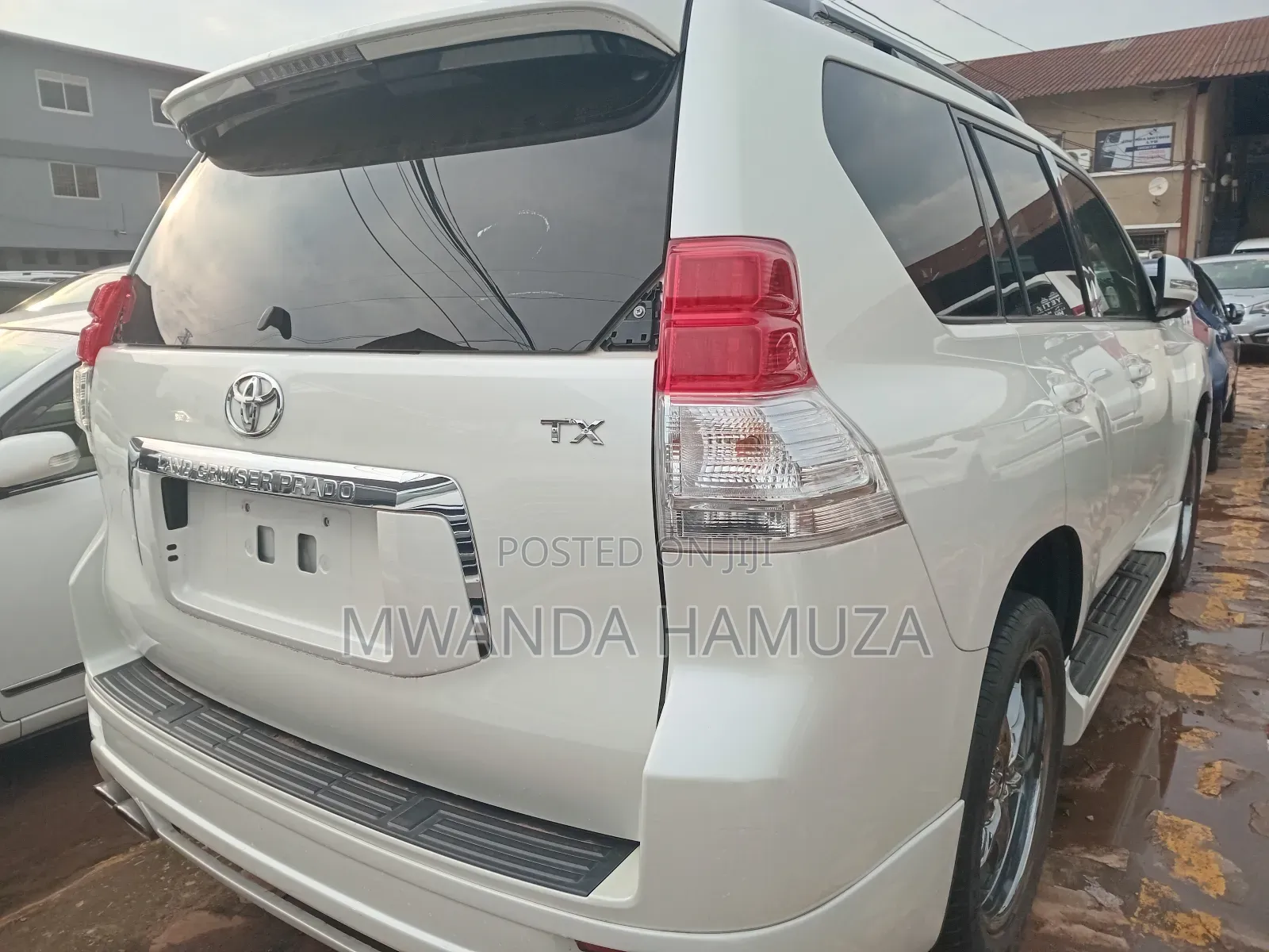 Toyota Land Cruiser Prado 2013 White