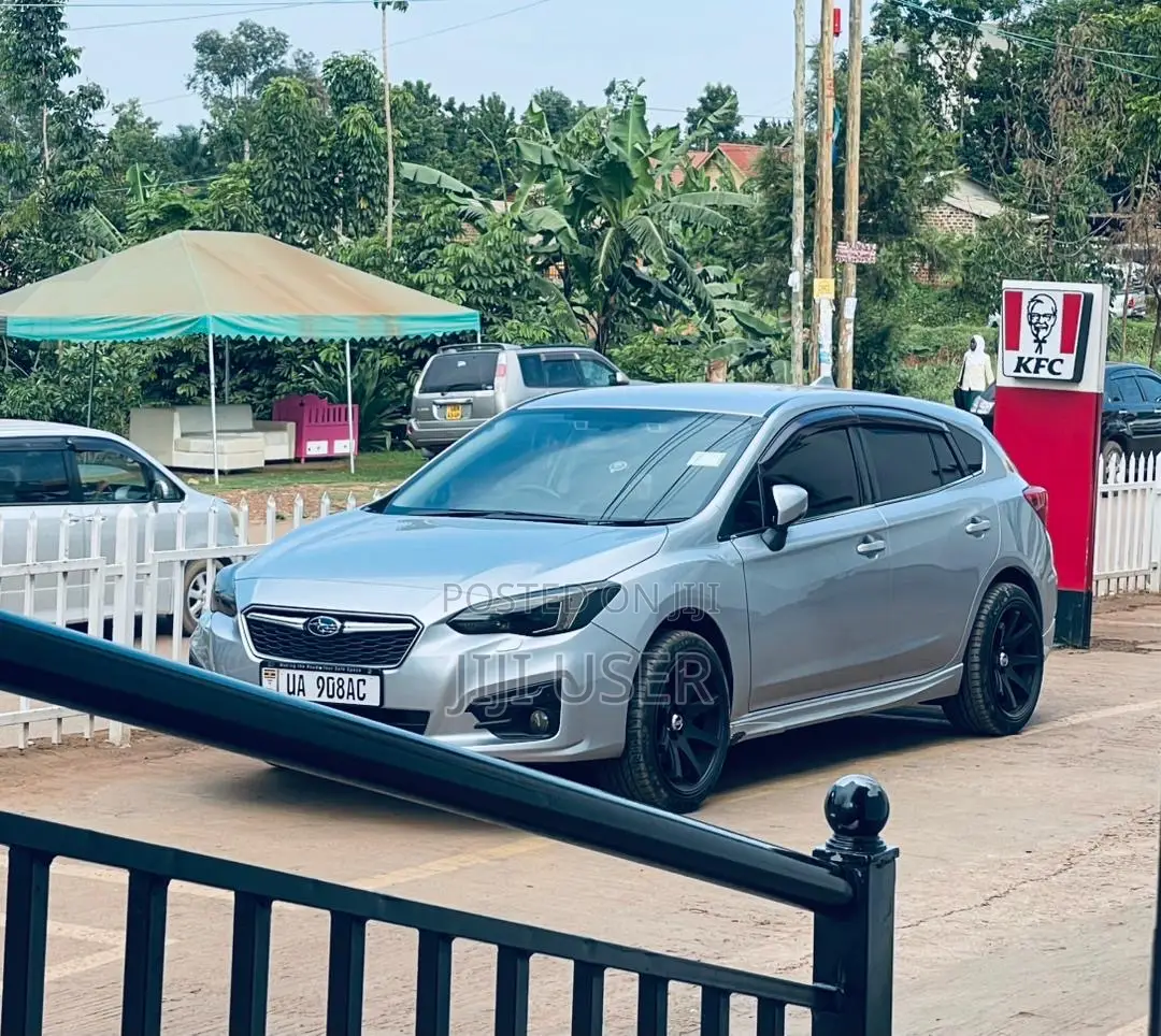 Subaru Impreza 2.0i Sport AWD Hatchback 2018 Silver