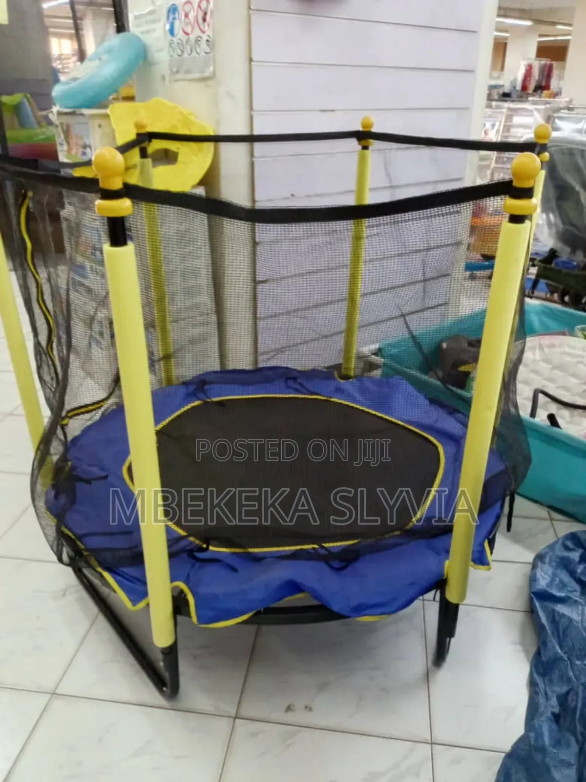 Kid's Trampoline/4ft Trampoline for Kids of 1-10 Years -5kids Per Play