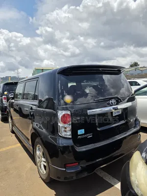 Toyota Corolla Rumion 2012 Black