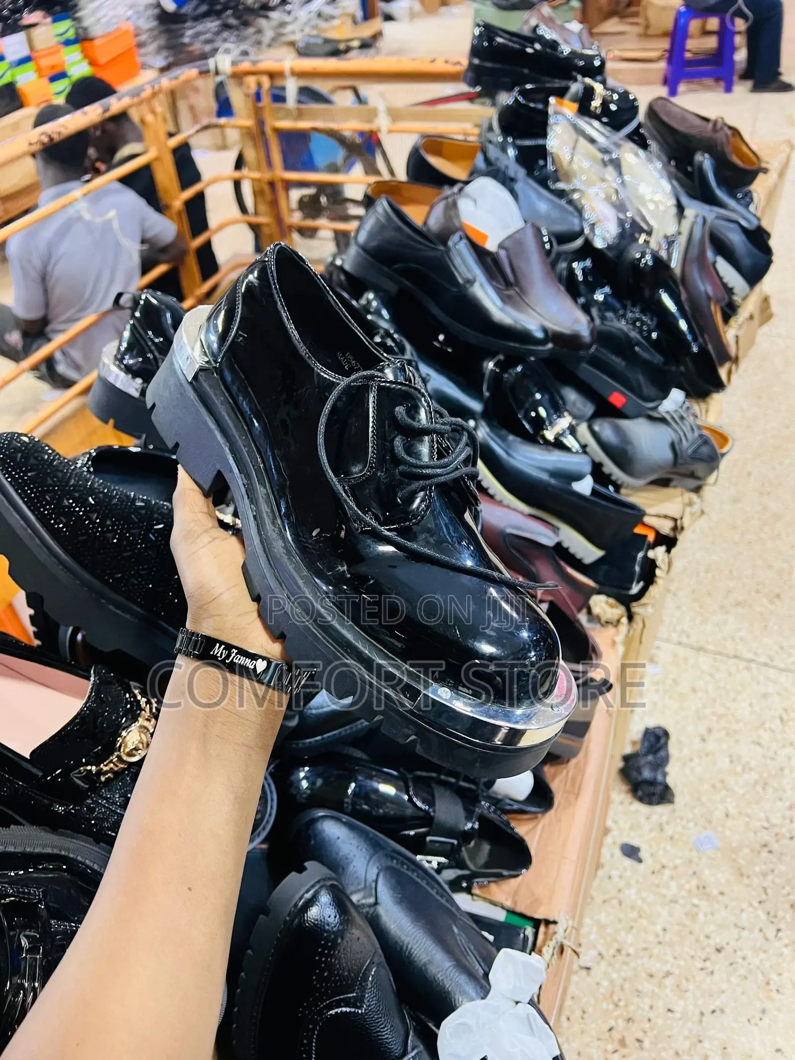Shinny Black Shoes