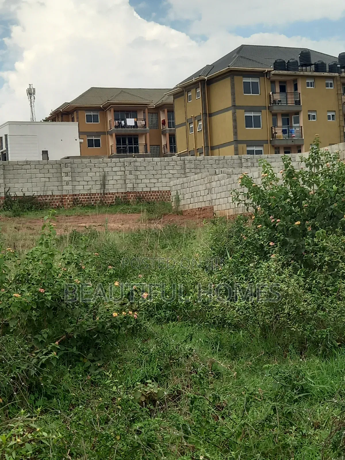 Kira Plots in Tarmackbto Tarmack Neighbourhood