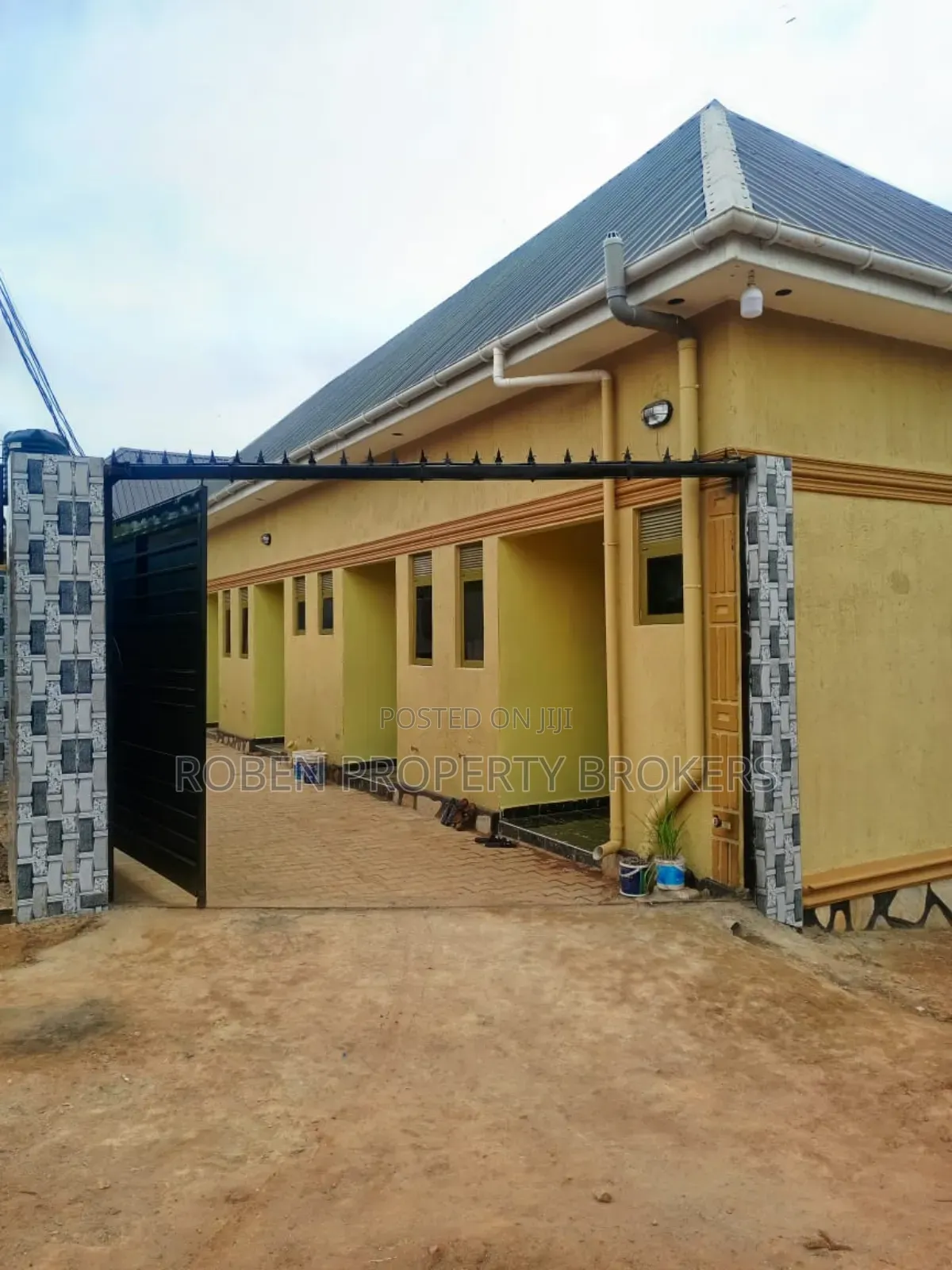 1bdrm House in Roben Real Property, Rubaga for rent