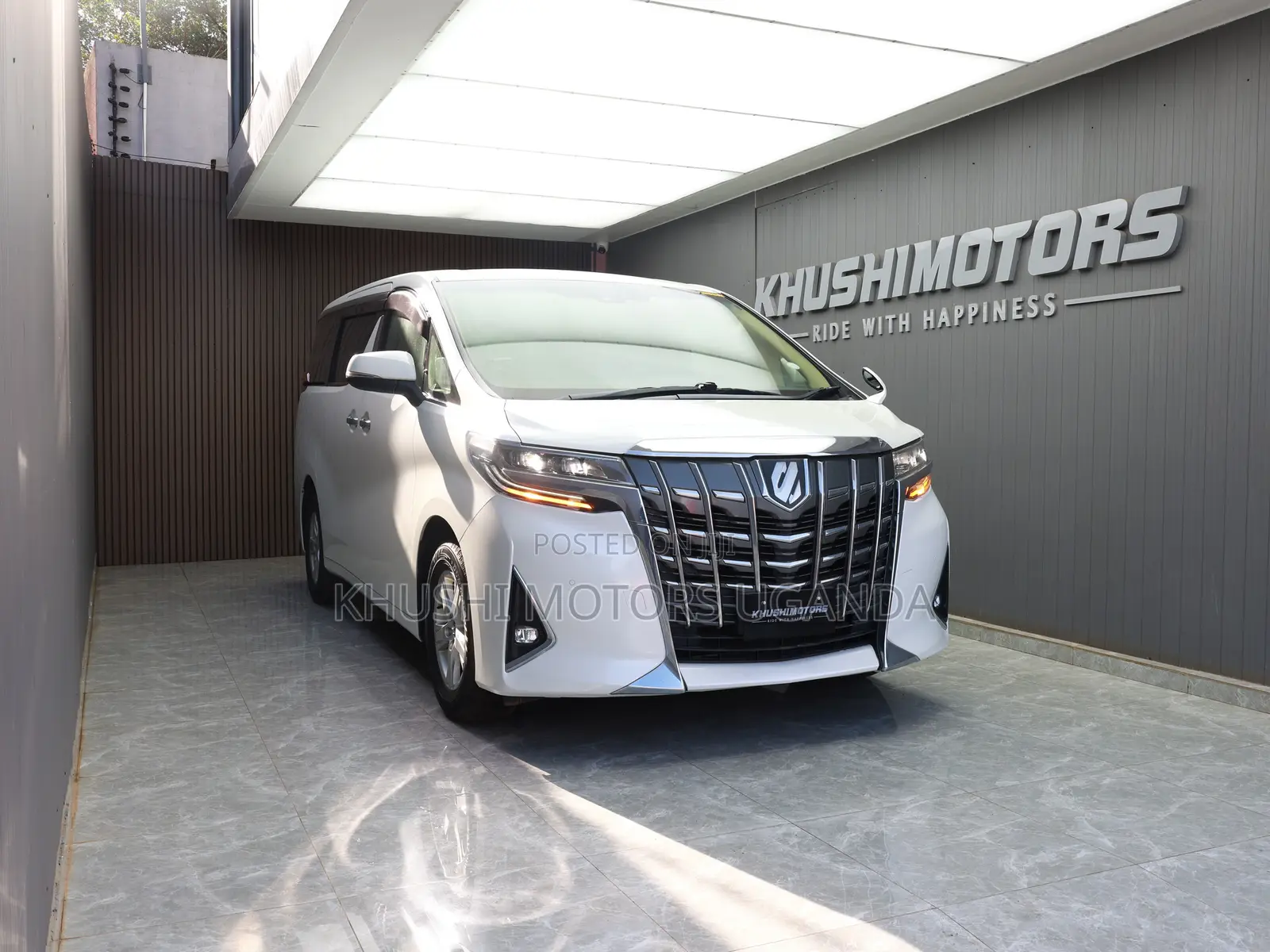 Toyota Alphard 2.5 Petrol AWD 2018 White