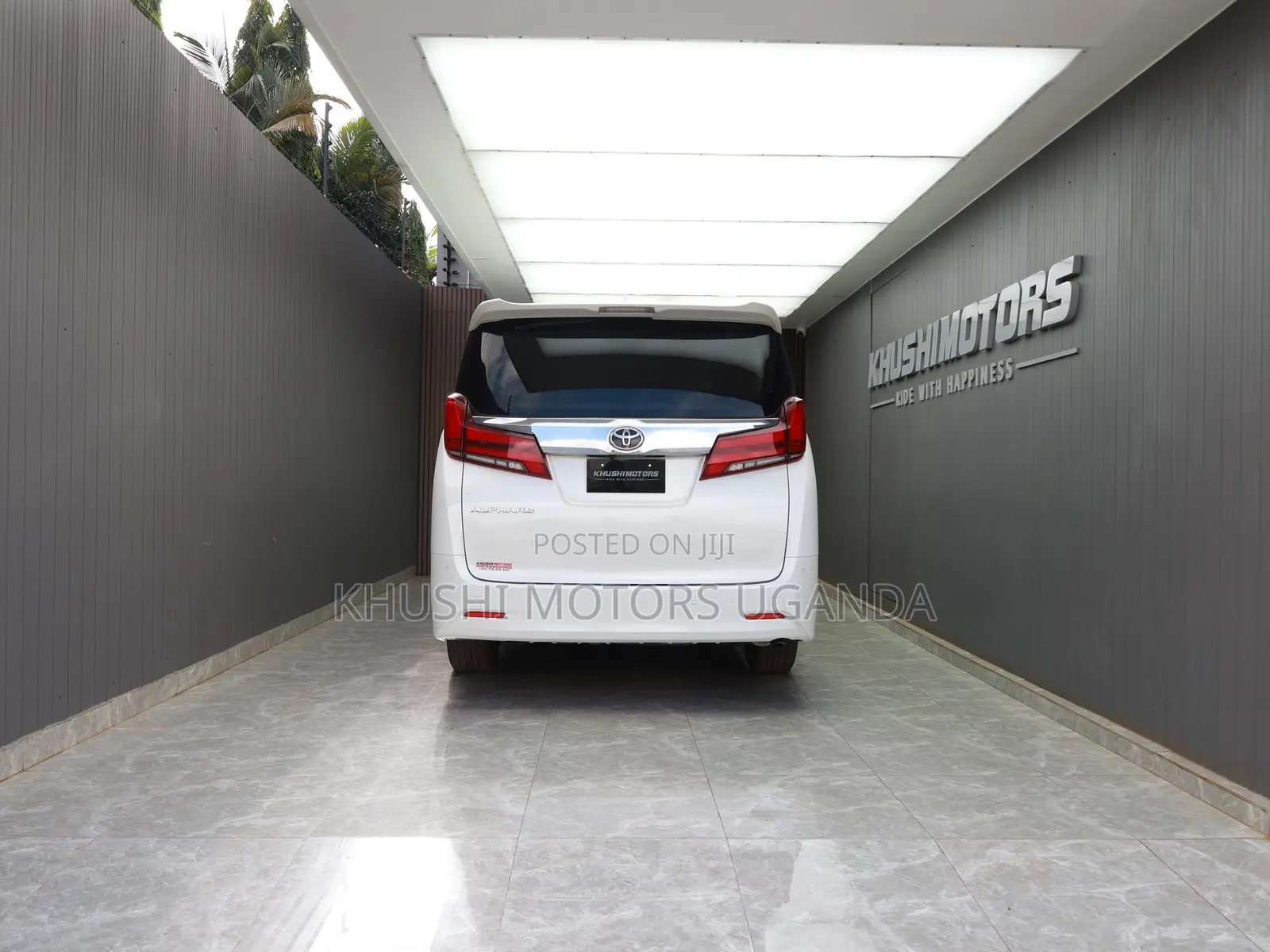 Toyota Alphard 2.5 Petrol AWD 2018 White