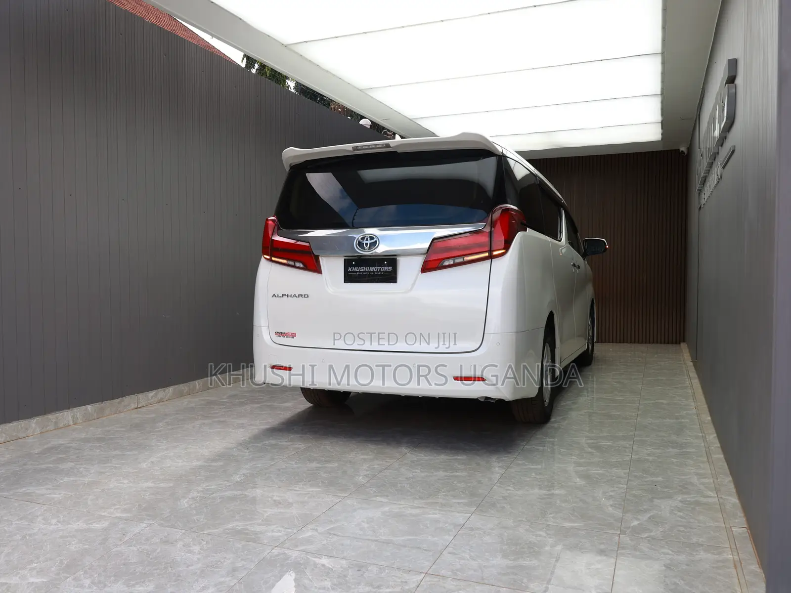 Toyota Alphard 2.5 Petrol AWD 2018 White