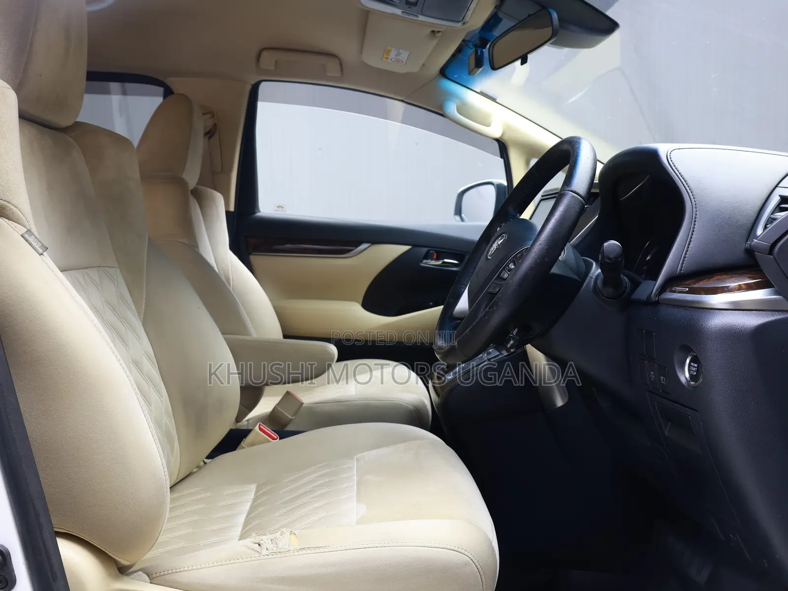 Toyota Alphard 2.5 Petrol AWD 2018 White