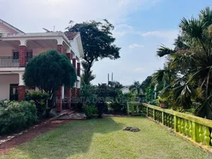 4bdrm Apartment in Bunga, Makindye for rent