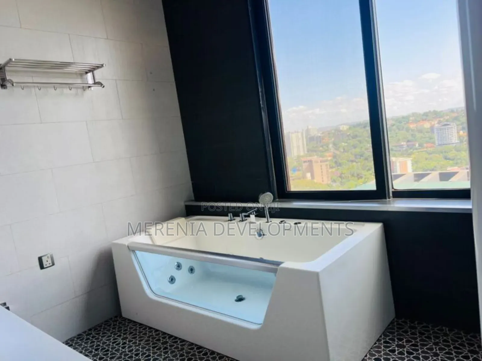 5bdrm House in Kololo, Central Division for rent