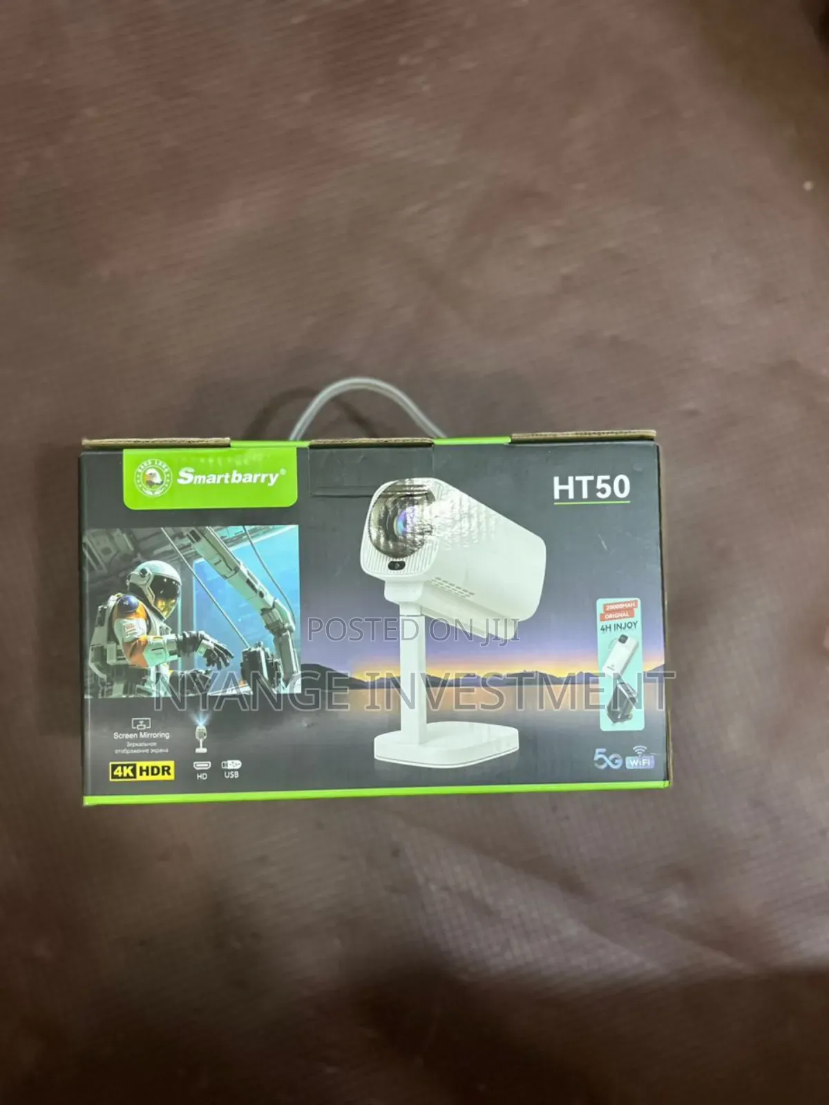 Smartbarry Ht50, a Portable Smart Projector. Smart Projector