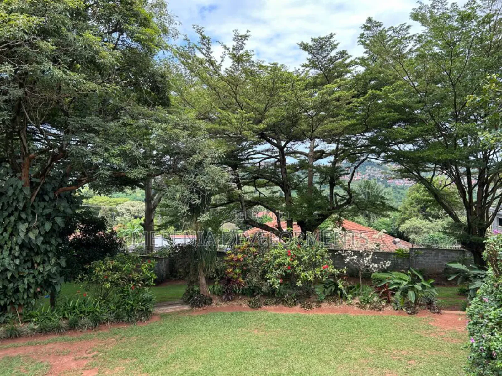 4bdrm House in Lubowa, Wakiso / Wakiso for rent