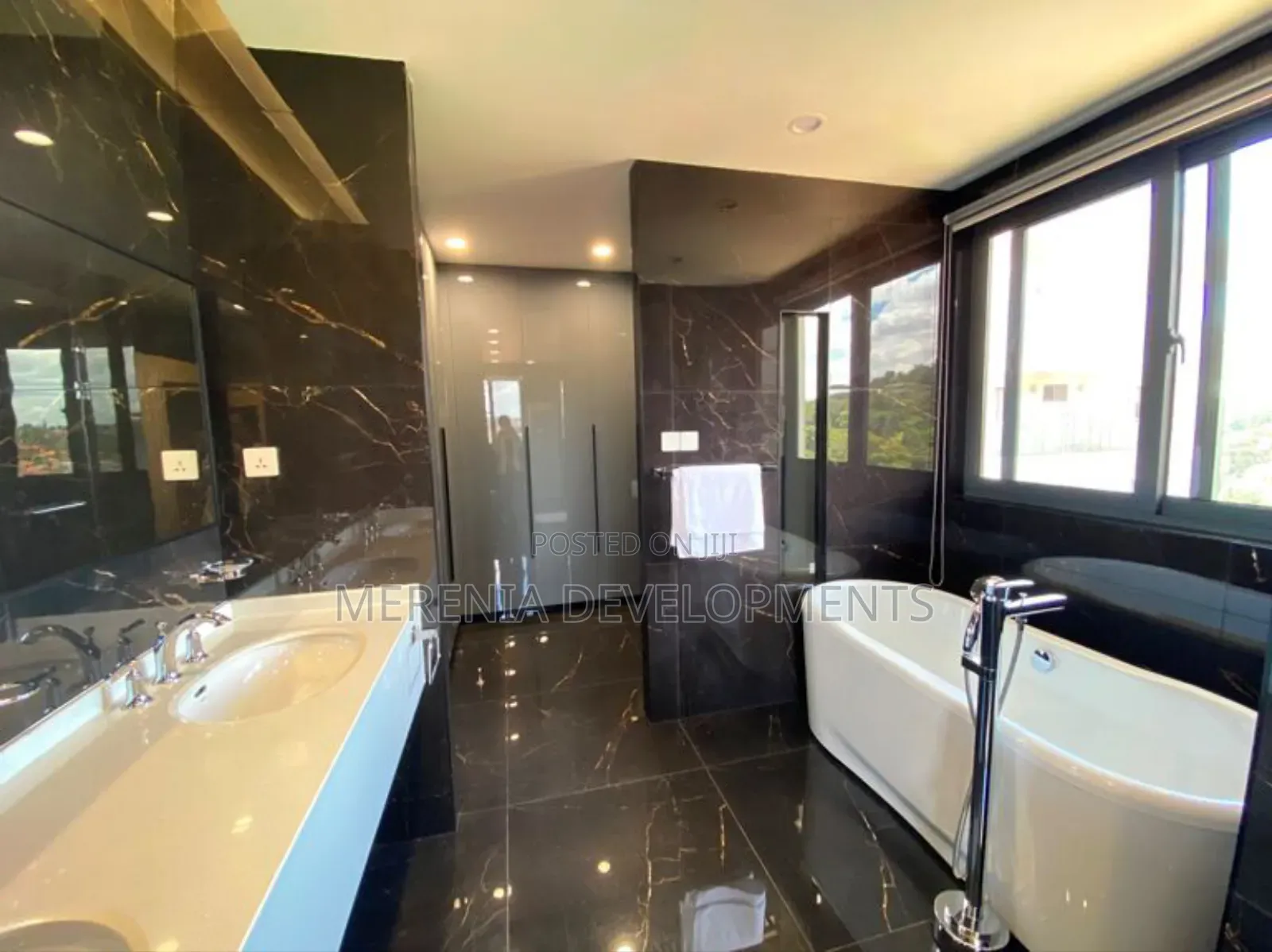 3bdrm Apartment in Kololo, Central Division for rent