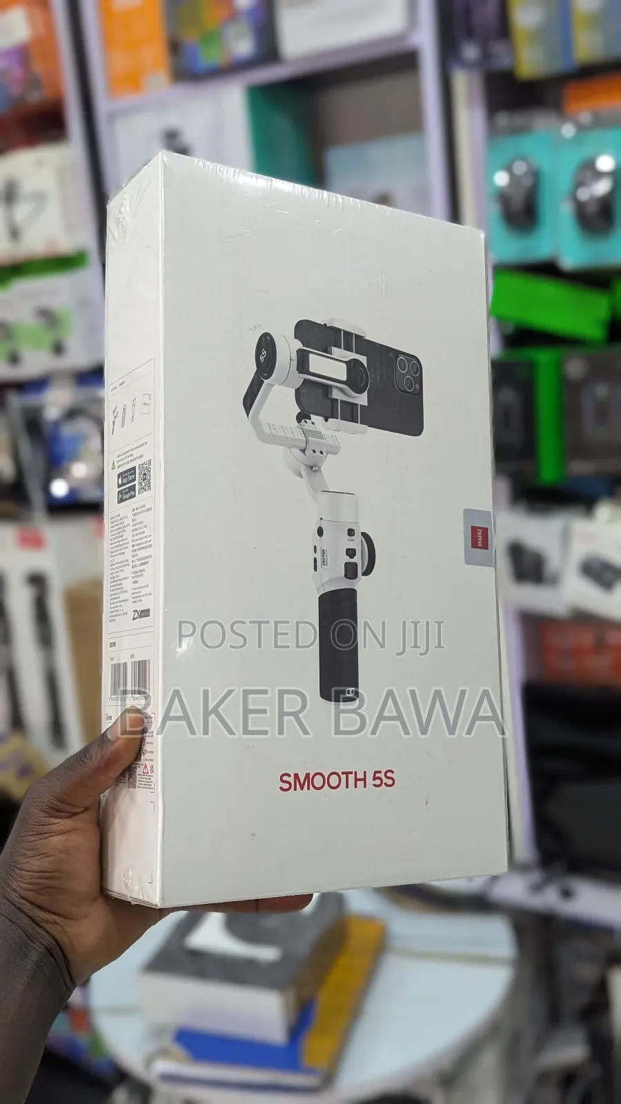 Zhiyun Smooth 5s Professional 3-Axis Smartphone Gimbal Stabilizer.