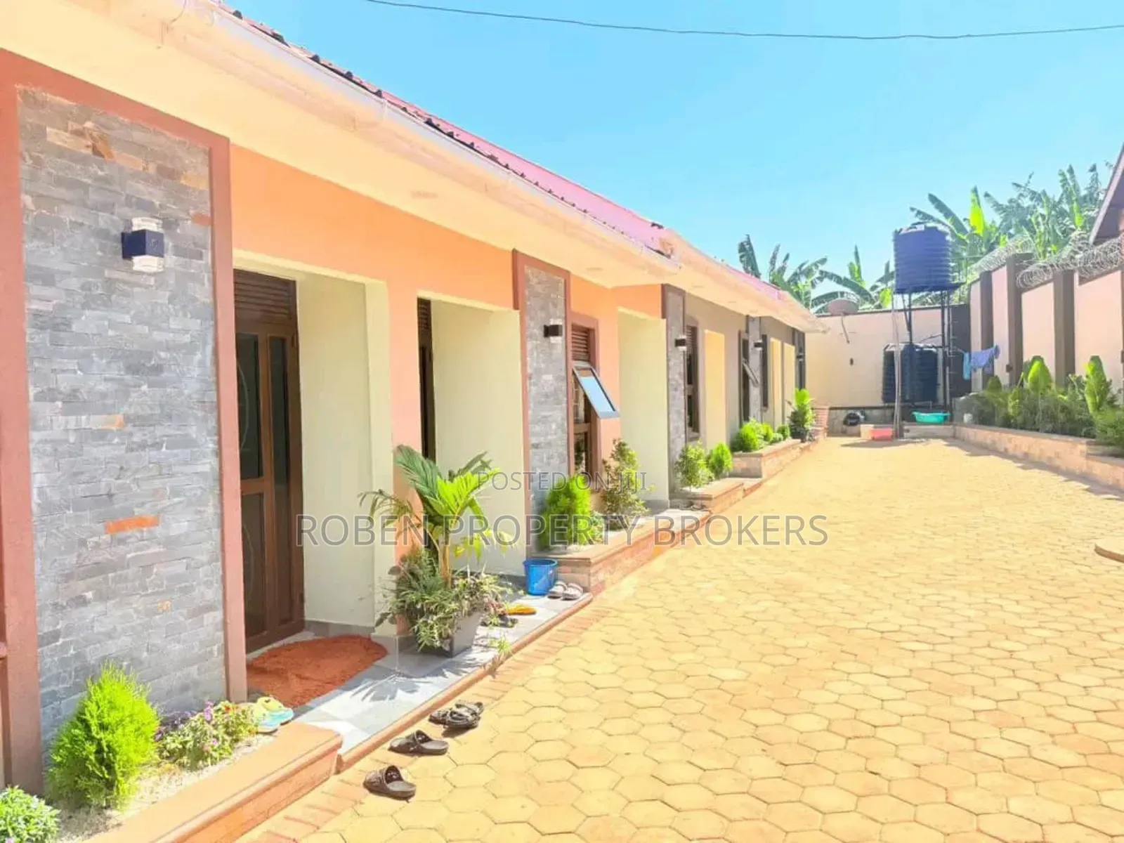 1bdrm House in Roben Real Property, Nakawa for rent