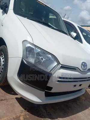 Toyota Succeed SV Premium 2016 White