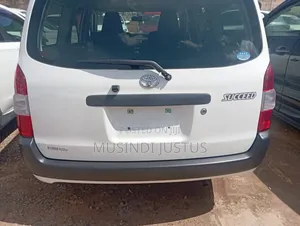 Toyota Succeed SV Premium 2016 White