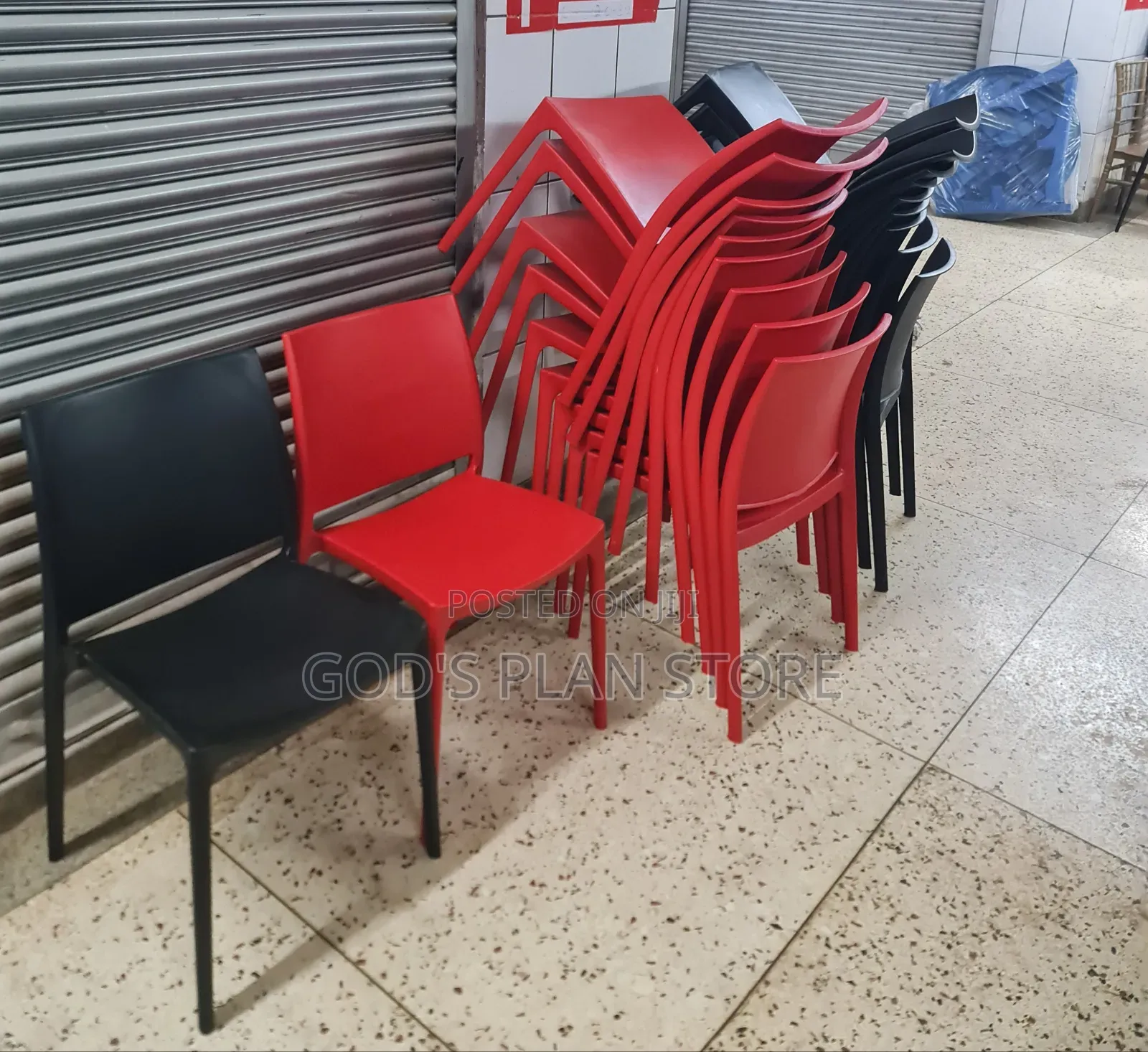 Throne Indoor/Outdoor Plastic Chairs Plastic Chairs