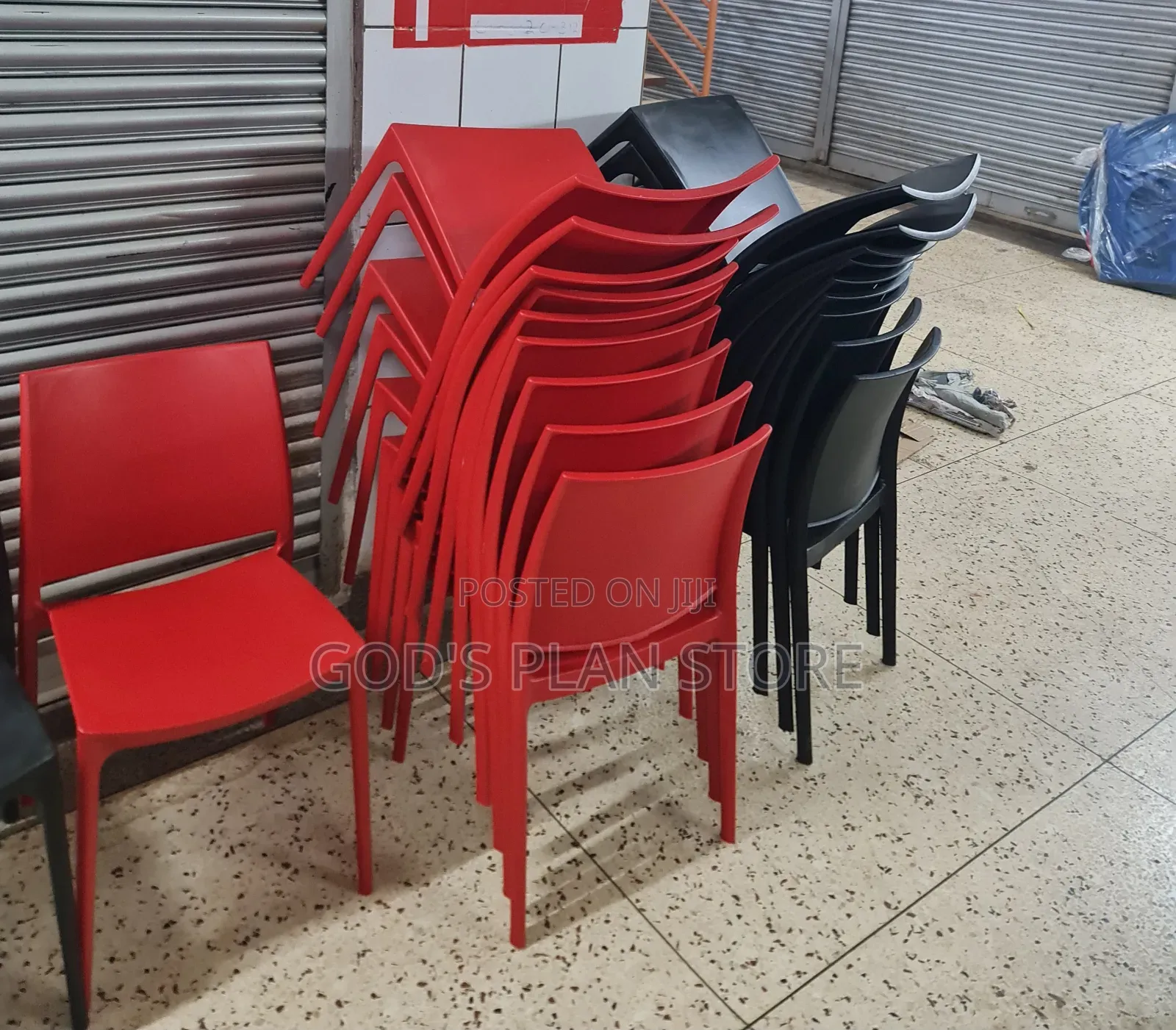 Throne Indoor/Outdoor Plastic Chairs Plastic Chairs