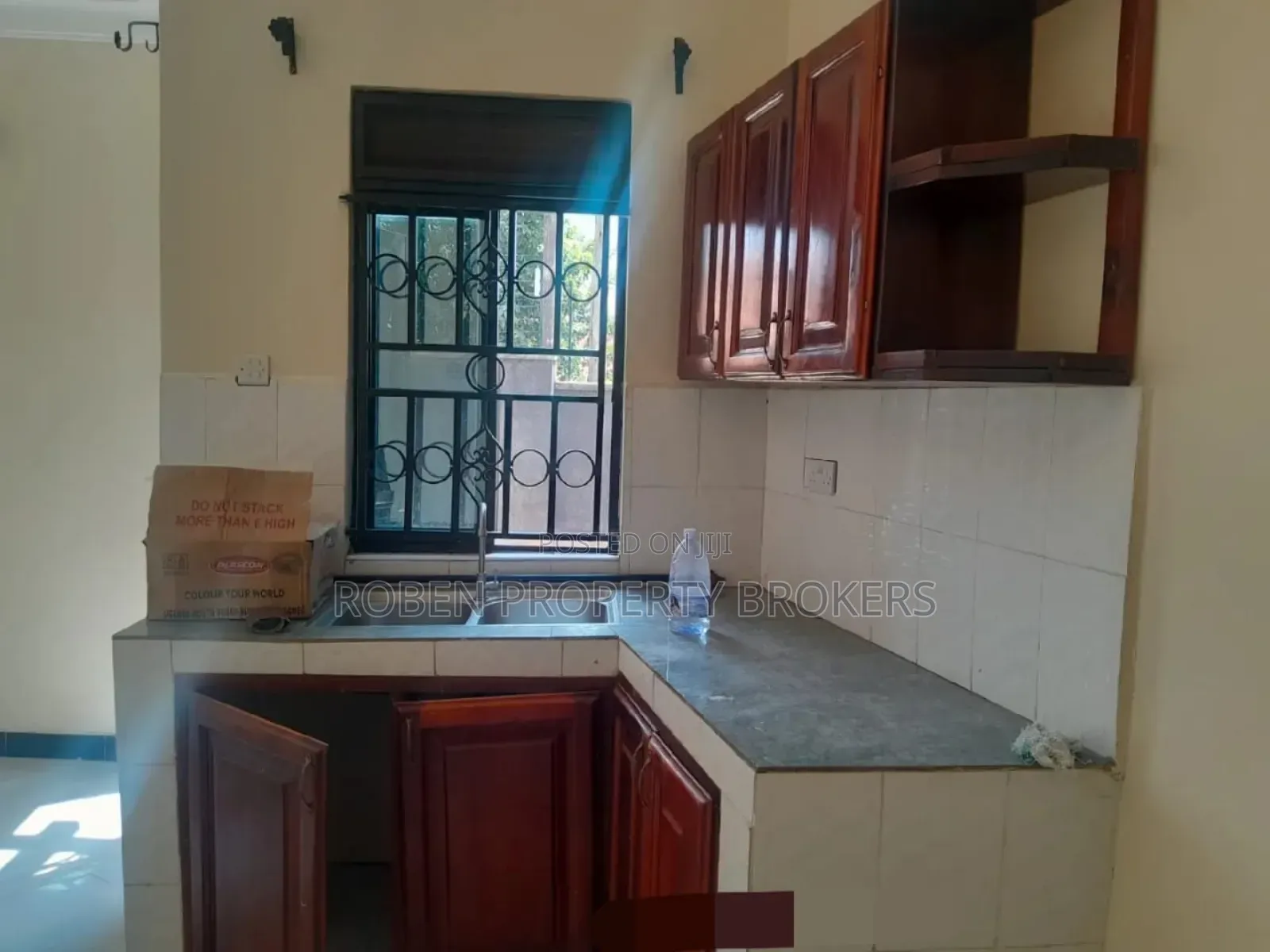 2bdrm House in Roben Real Property, Rubaga for rent