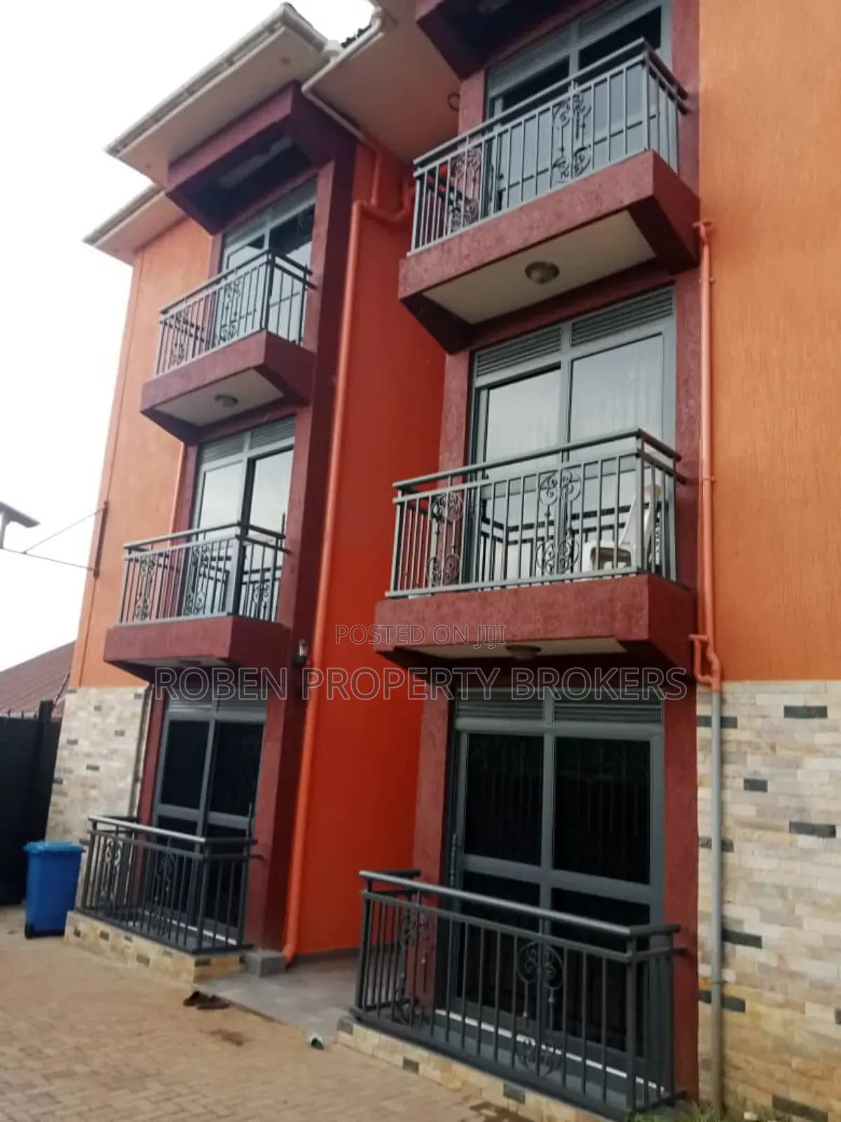 2bdrm House in Roben Real Property, Rubaga for rent