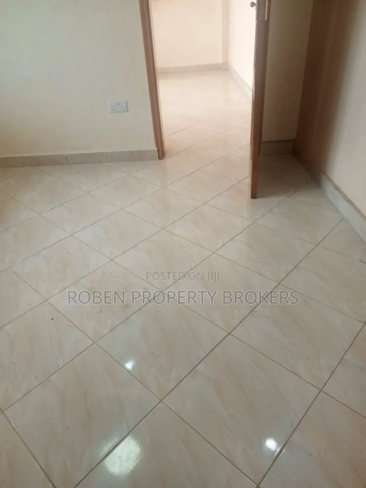 2bdrm House in Roben Real Property, Rubaga for rent