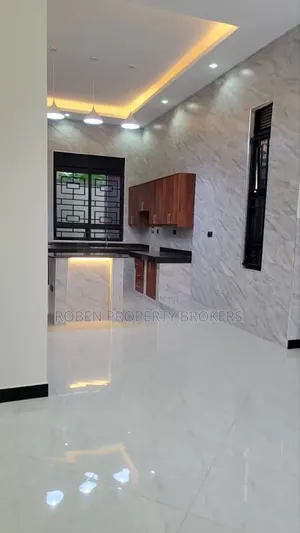 2bdrm House in Roben Real Property, Rubaga for rent