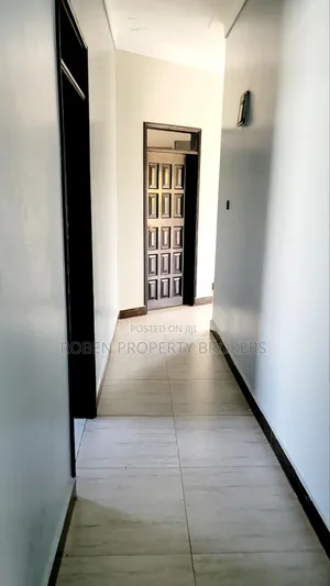 2bdrm House in Roben Real Property, Rubaga for rent