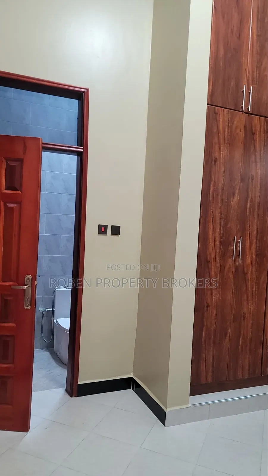 2bdrm House in Roben Real Property, Rubaga for rent