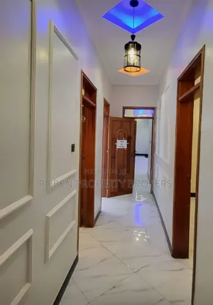 2bdrm House in Roben Real Property, Rubaga for rent