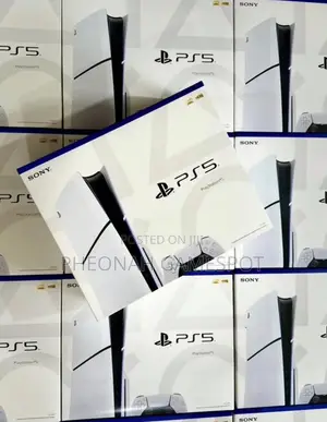 New Ps5 Clean Console With 2 Pads and 2 Games Installed Come Get It