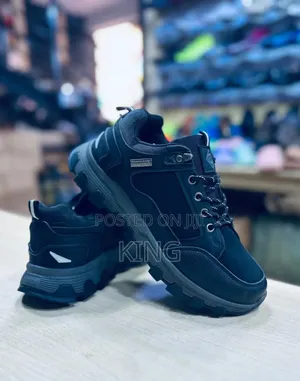 Camel Crown Men's Hiking Shoes