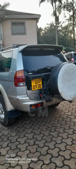 Mitsubishi Challenger 1997 Silver