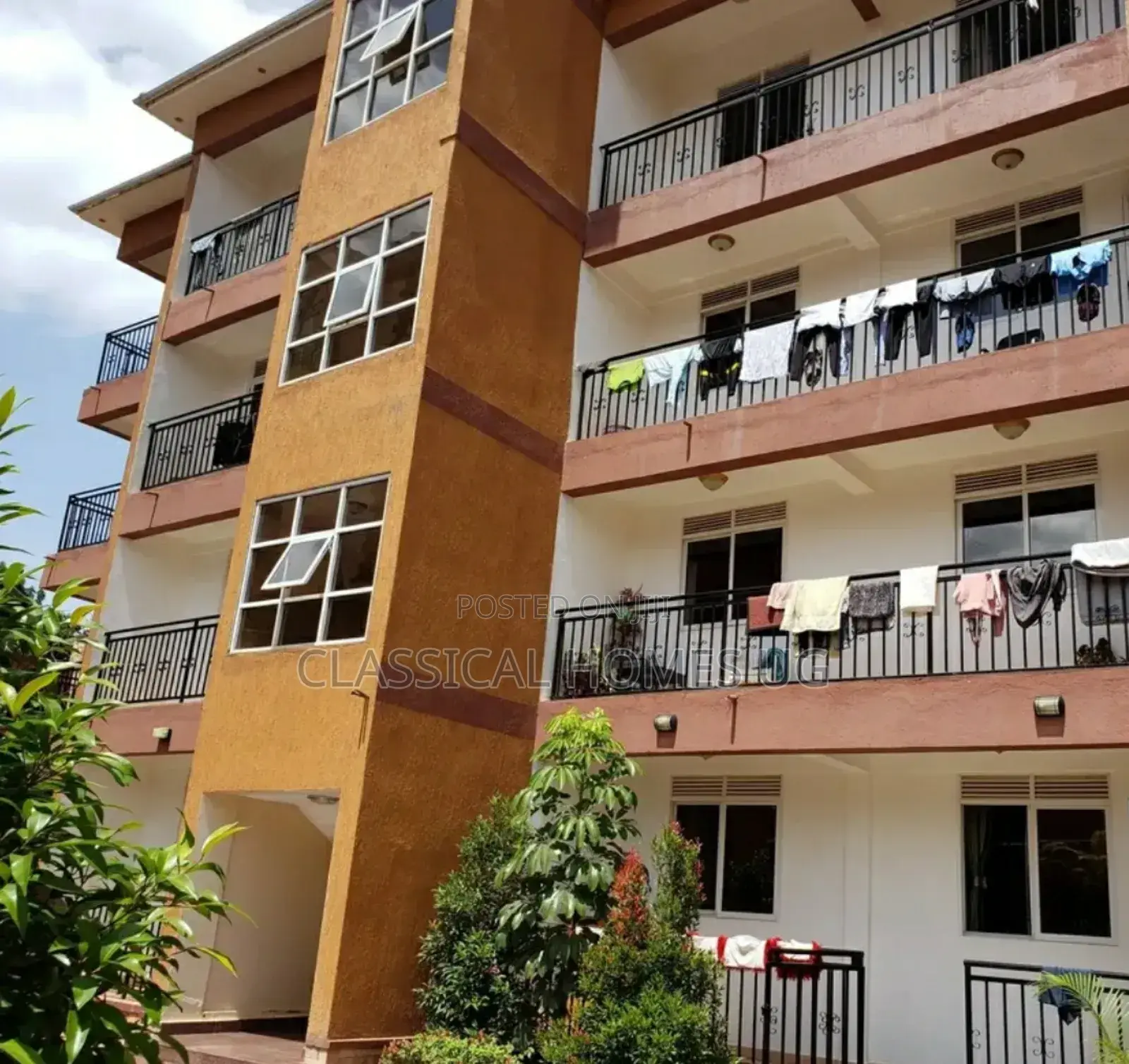 3bdrm Apartment in Mutundwe, Central Division for rent