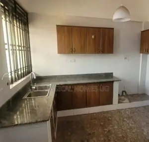 3bdrm Apartment in Mutundwe, Central Division for rent