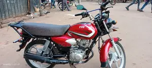 TVS HLX 125 2024 Red