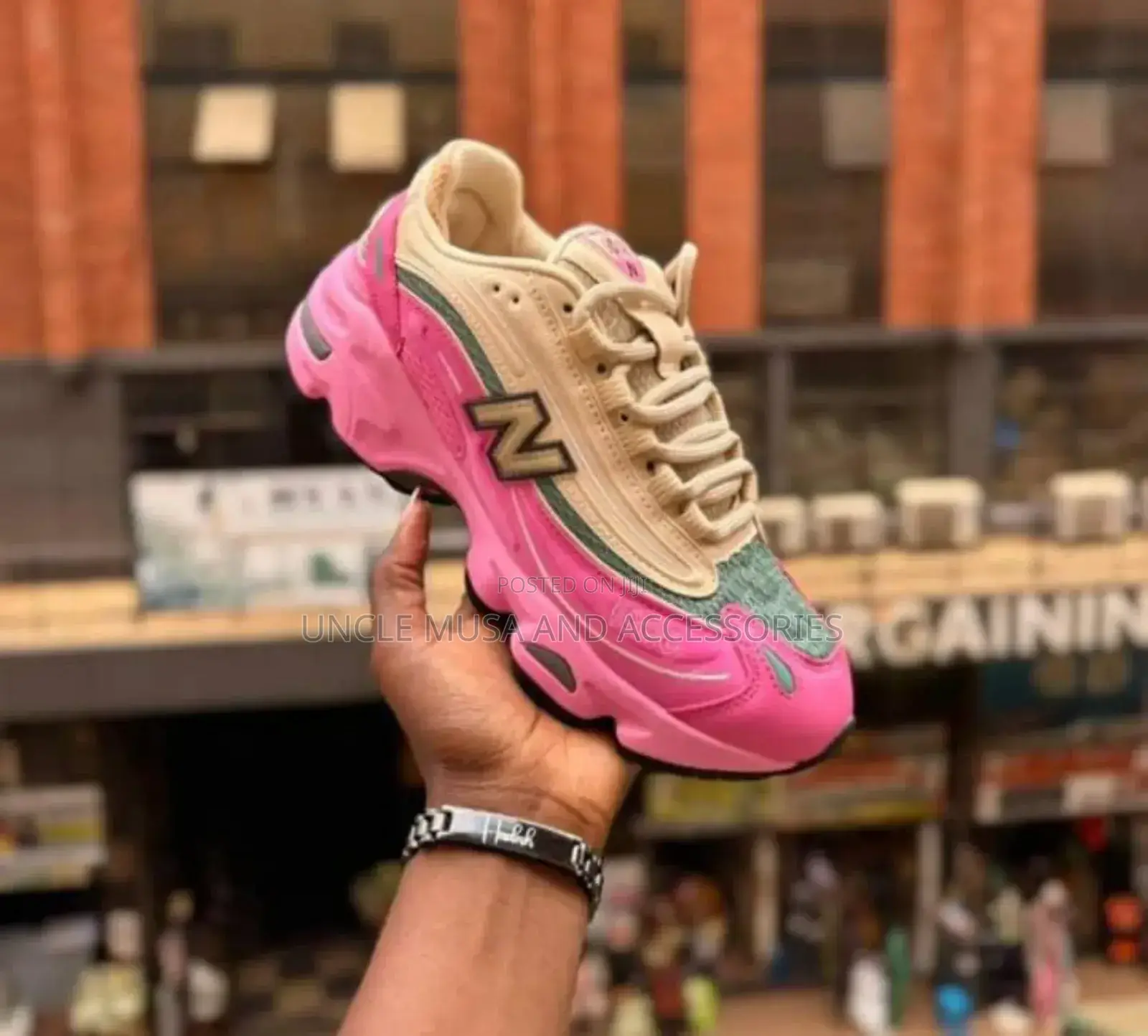 New Balance 1000