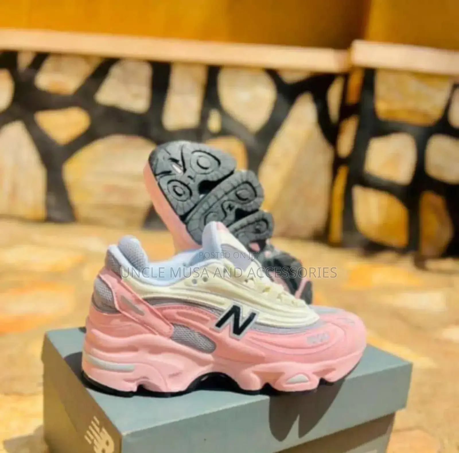 New Balance 1000