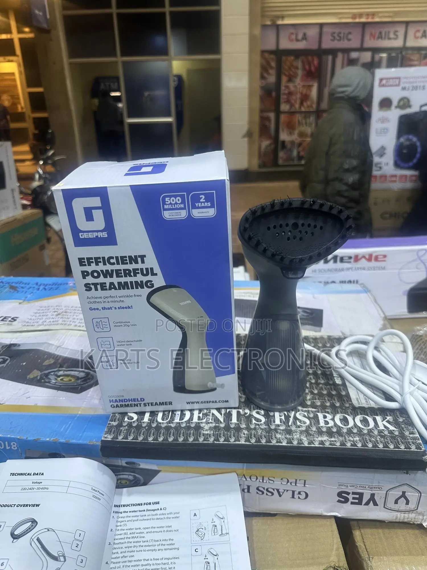 Geepas Hand Held Garment Steamer (Ggs25018)