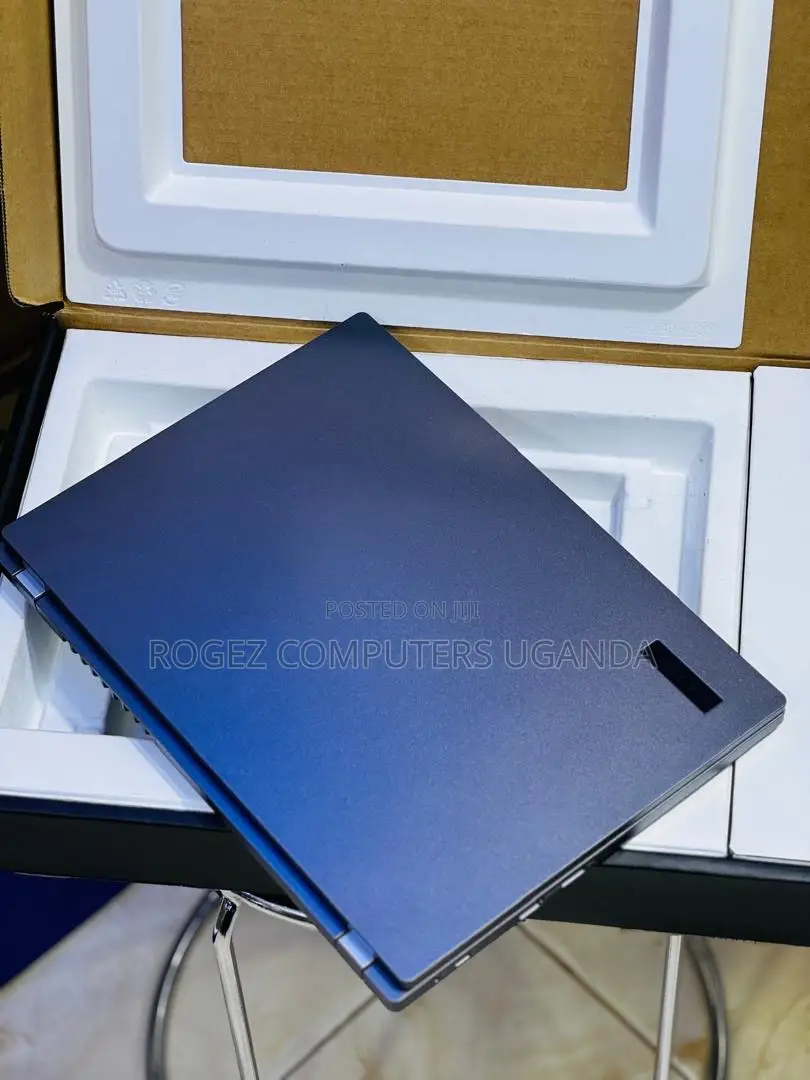 New Laptop Acer TravelMate P273 M 16GB Intel Core i7 SSD 512GB