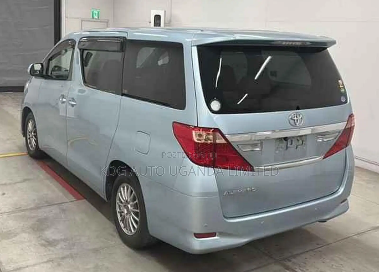 Toyota Alphard 2.4 Petrol FWD 2013 Blue
