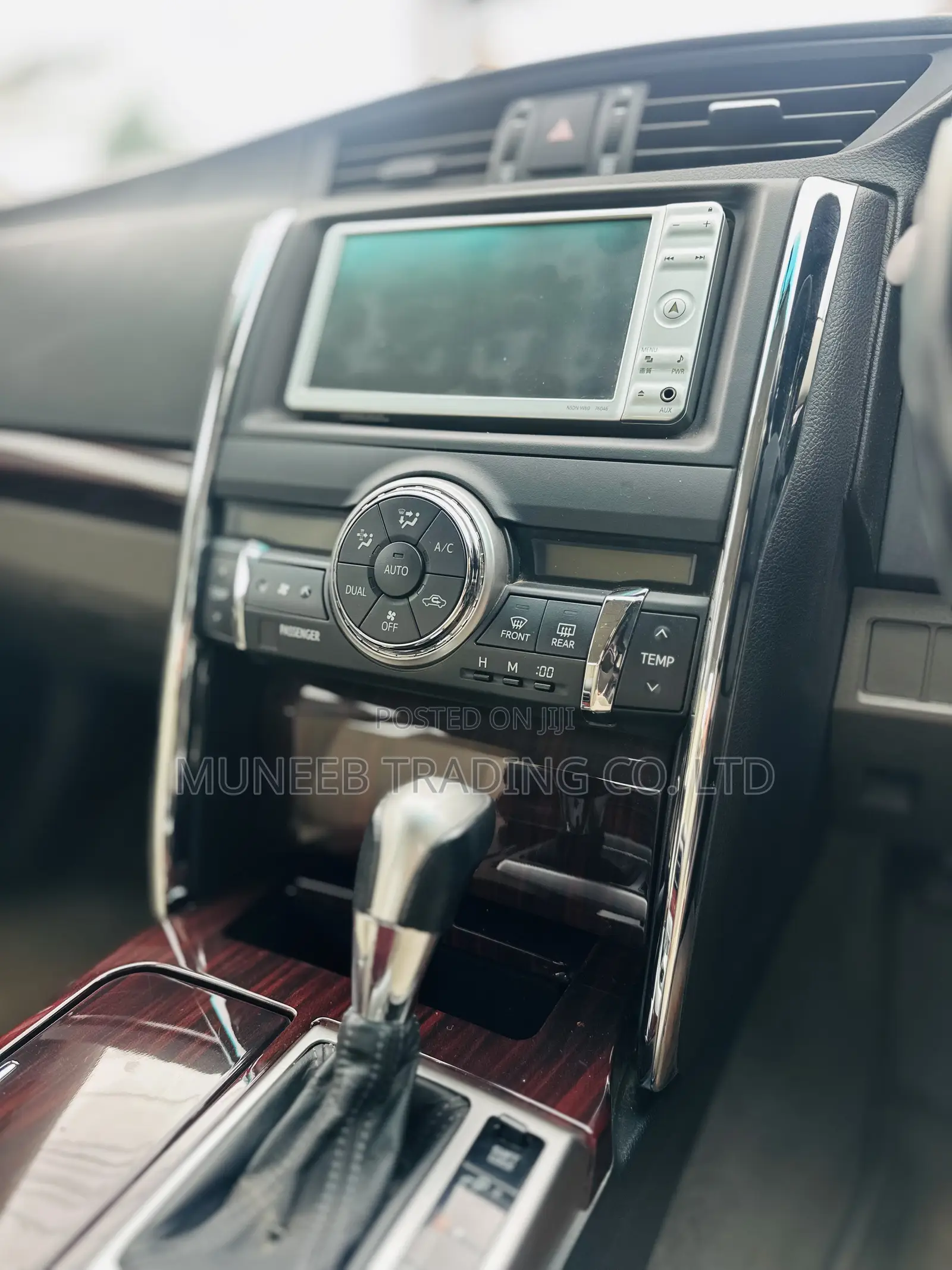 Toyota Mark X 2.5 AWD 2011