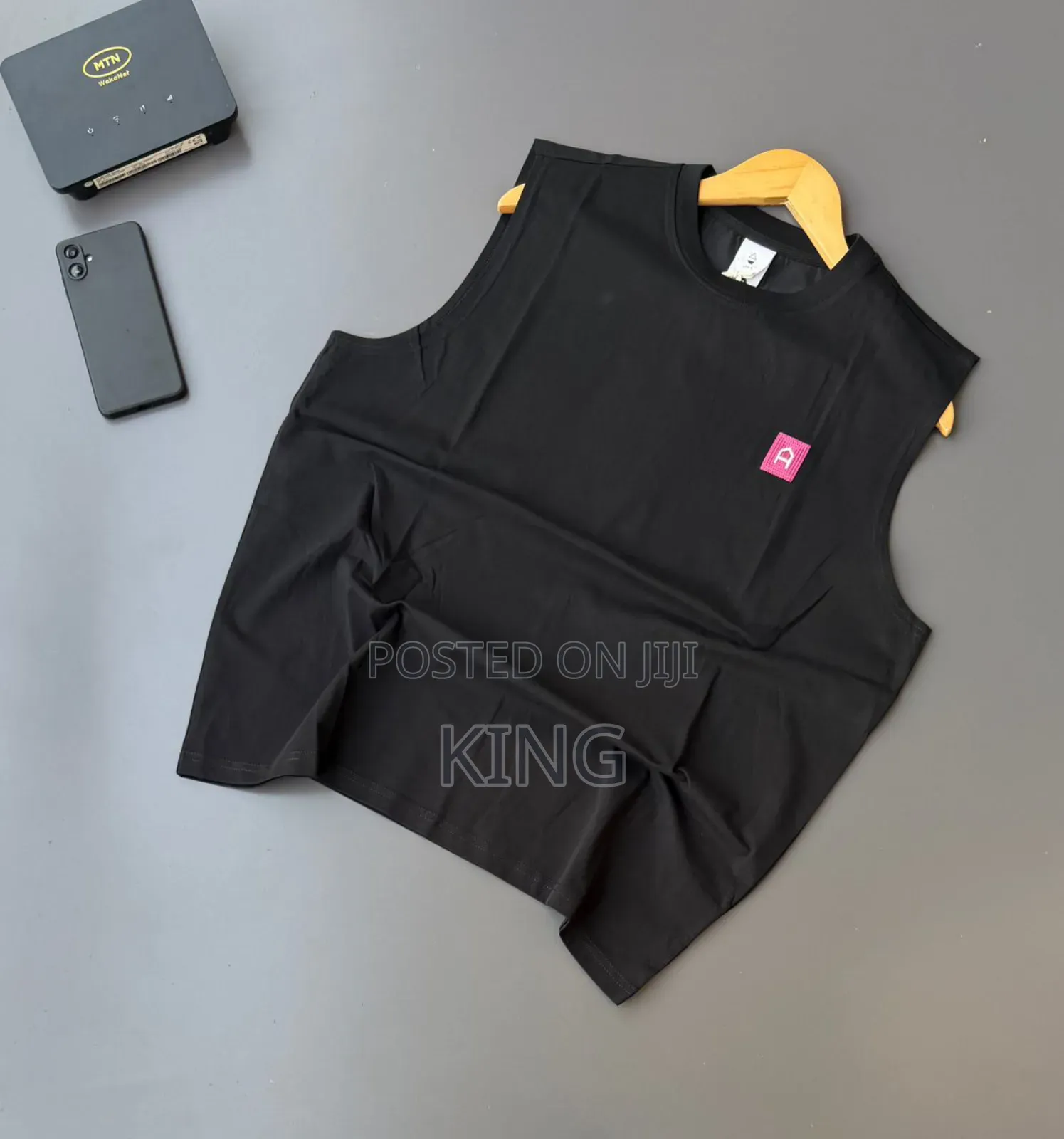 Cutoff Sleeveless T-Shirts