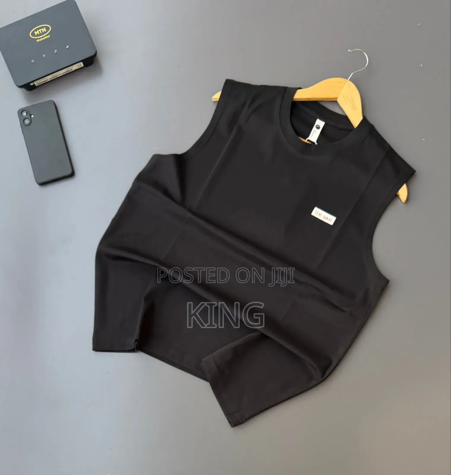 Cutoff Sleeveless T-Shirts