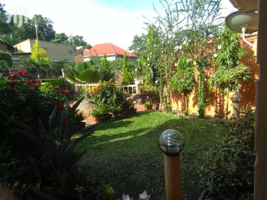Fully Furnished Two Bedroom Apartment In Makindye For Rent