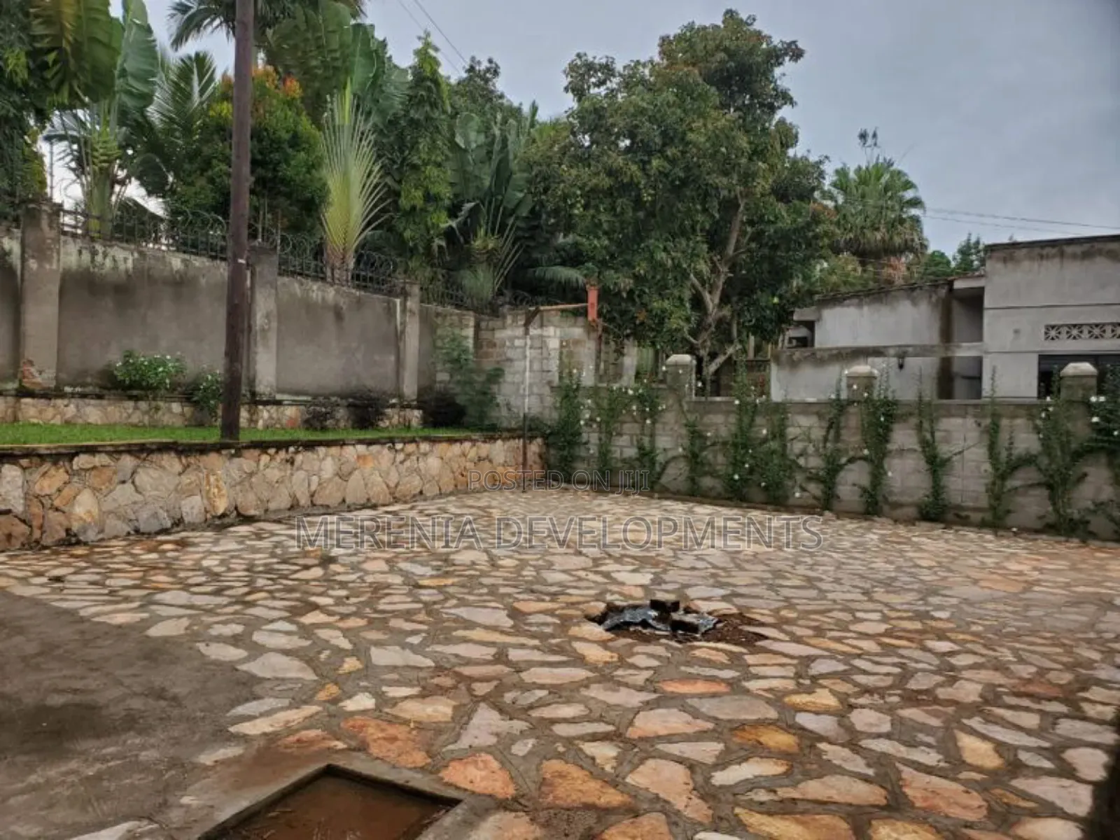 4bdrm House in Muyenga, Makindye for rent