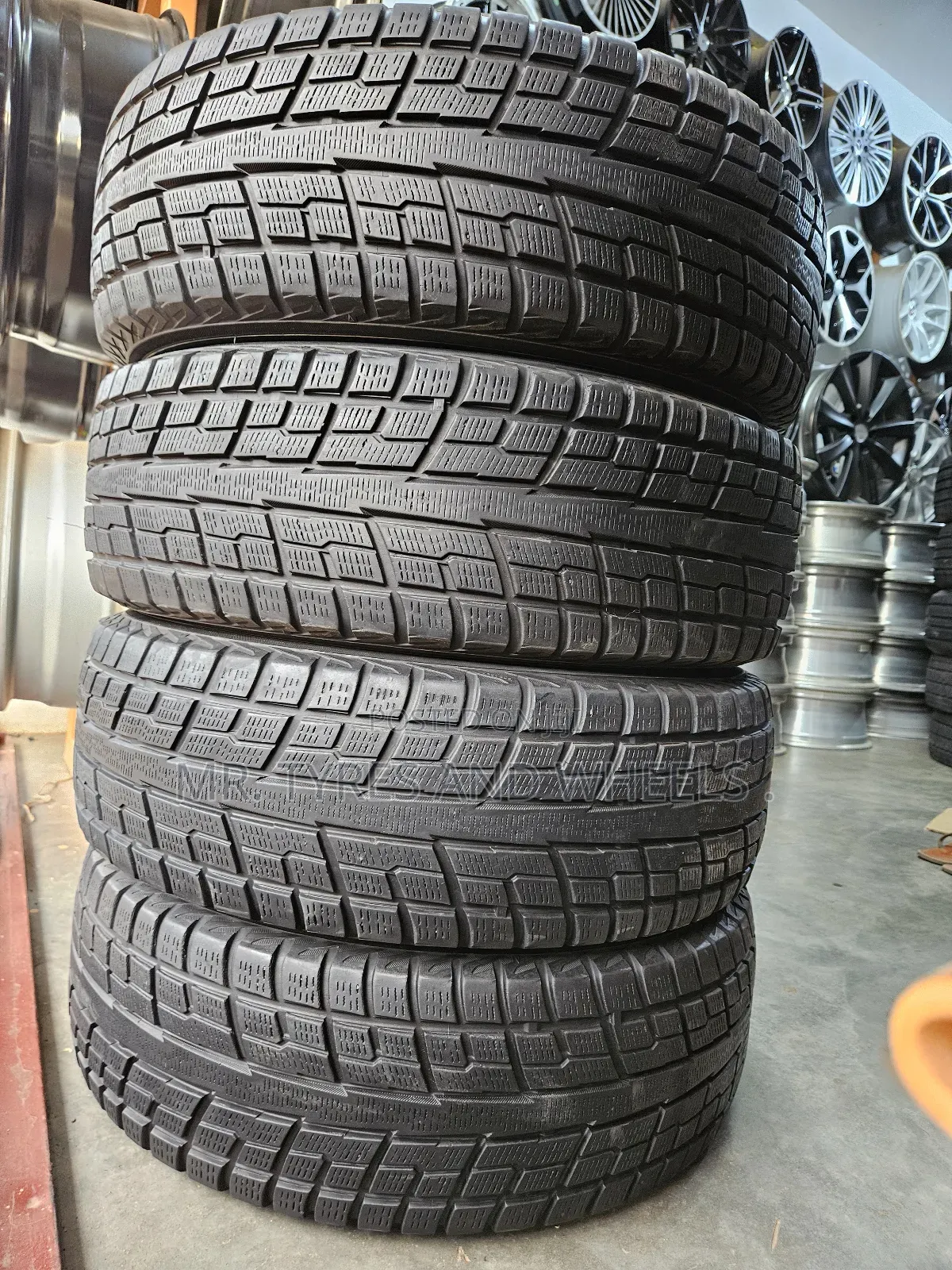 215 65 R16 Yokohama Geolandar From Japan Oder We  Deliver 🙌